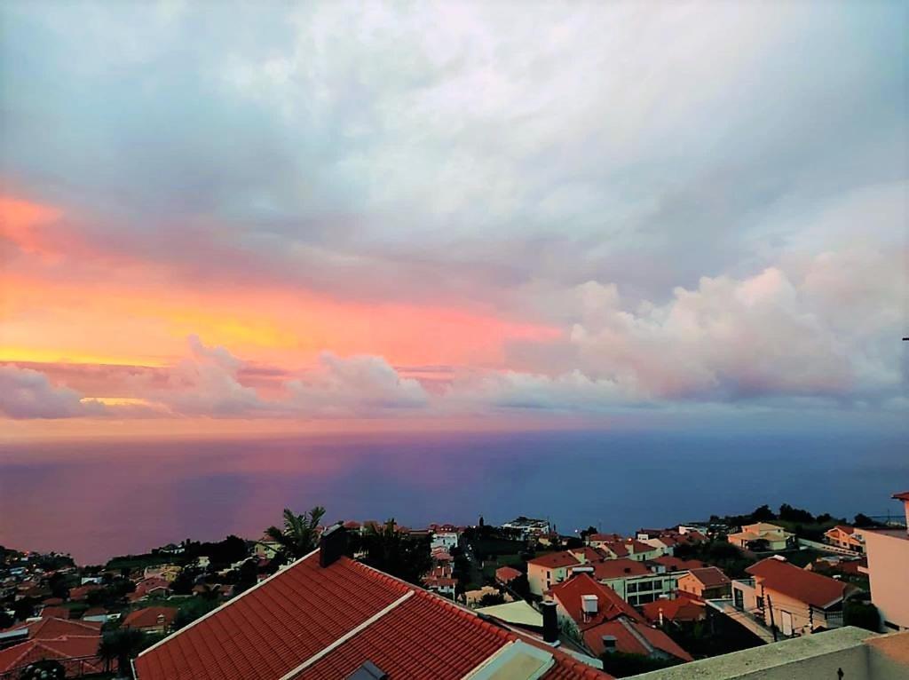فيلا Casa Aida Sea View Relogio do Poiso المظهر الخارجي الصورة